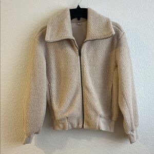 Uniqlo Cozy Cream Sherpa Jacket Size S